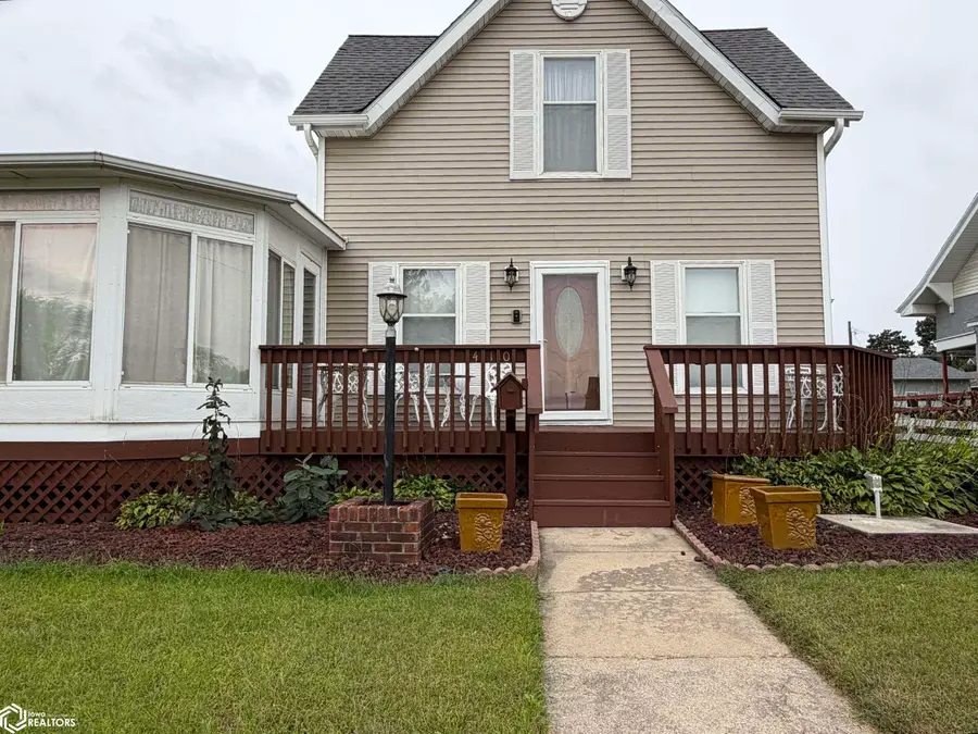 410 N 3rd Avenue, Marshalltown, IA 50158 - #2