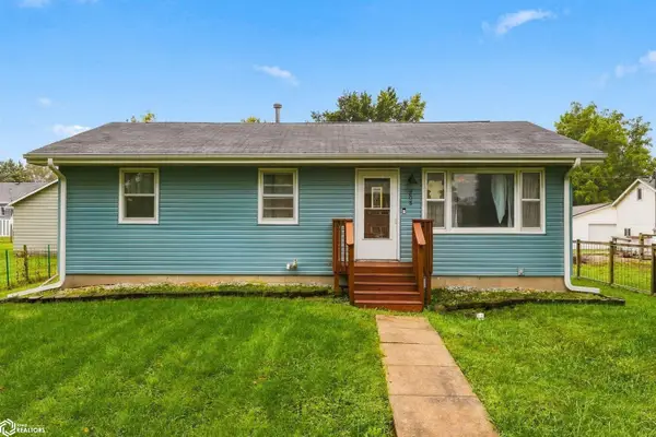 208 Middle St, Mediapolis, IA 52637