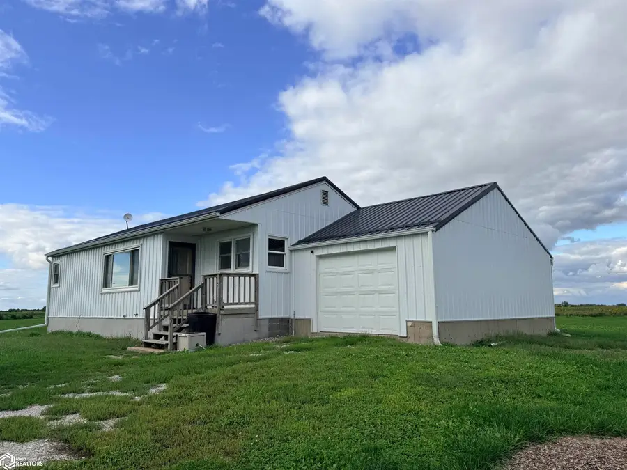 1545 Jasmine Avenue, Fairfield, IA 52556 - #2