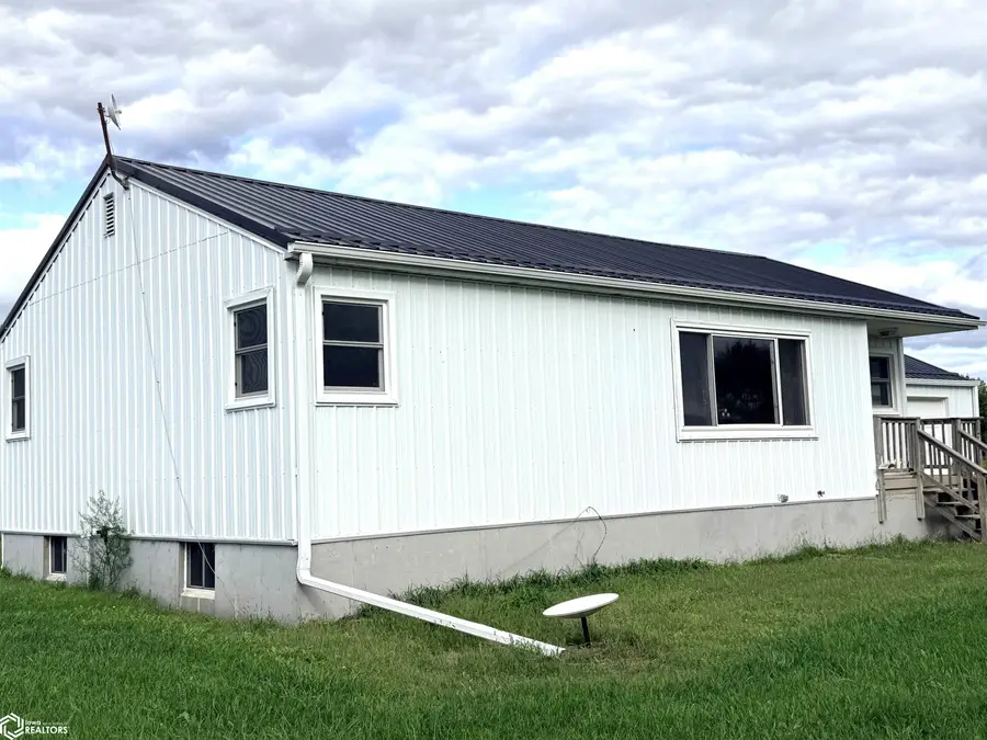 1545 Jasmine Avenue, Fairfield, IA 52556 - #3
