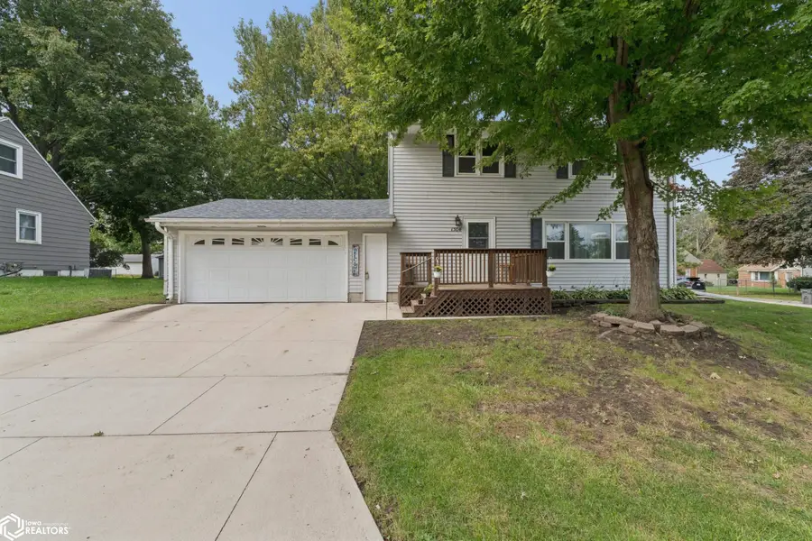 1304 S Virginia Avenue, Mason City, IA 50401 - #2