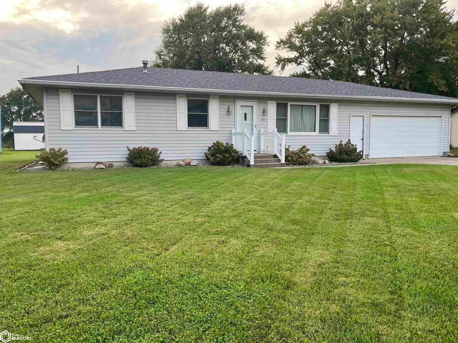 92 6th Street, West Point, IA 52656 - #2