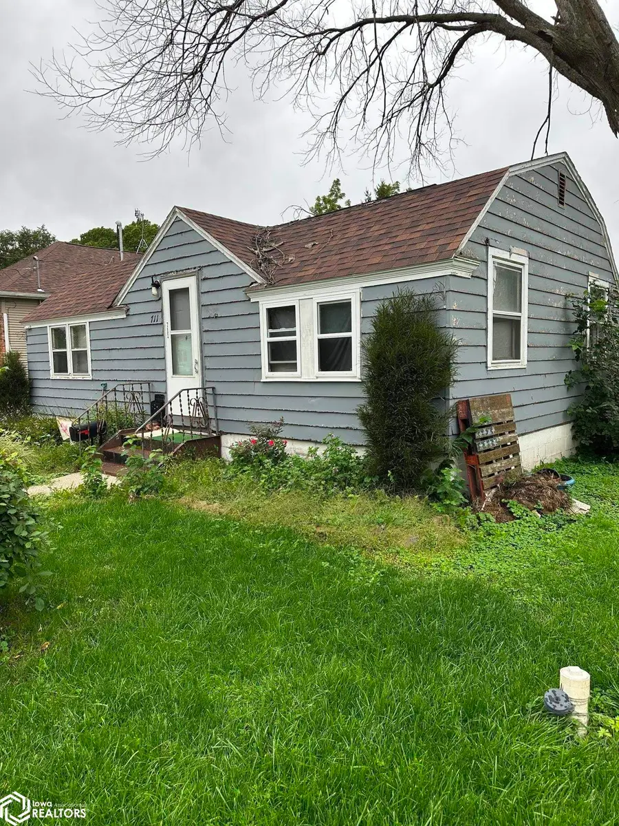 711 N Wright Avenue, Eagle Grove, IA 50533 - #2