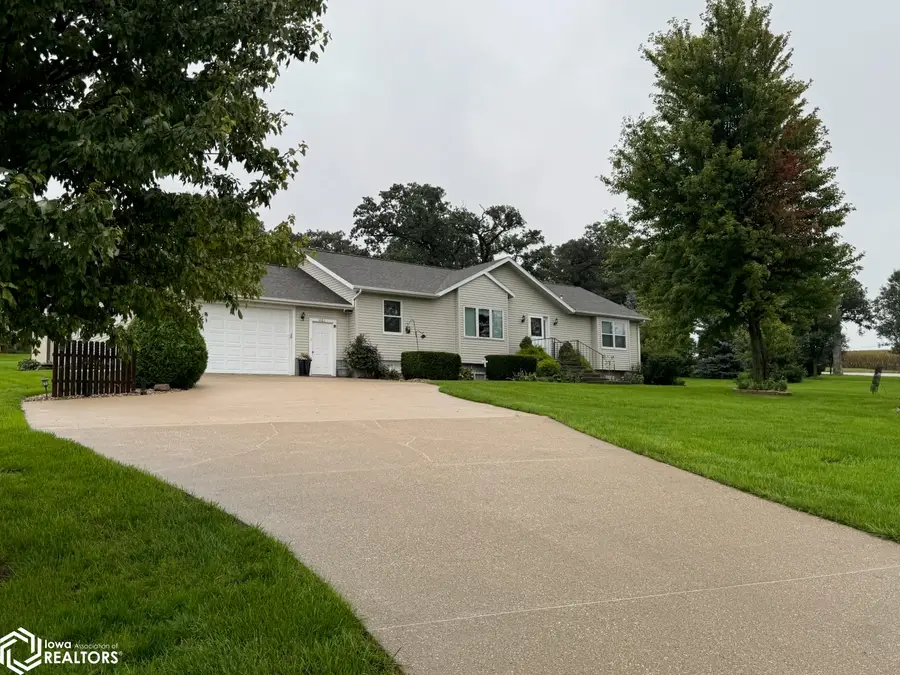 1101 Velvet Avenue, Coon Rapids, IA 50058 - #3