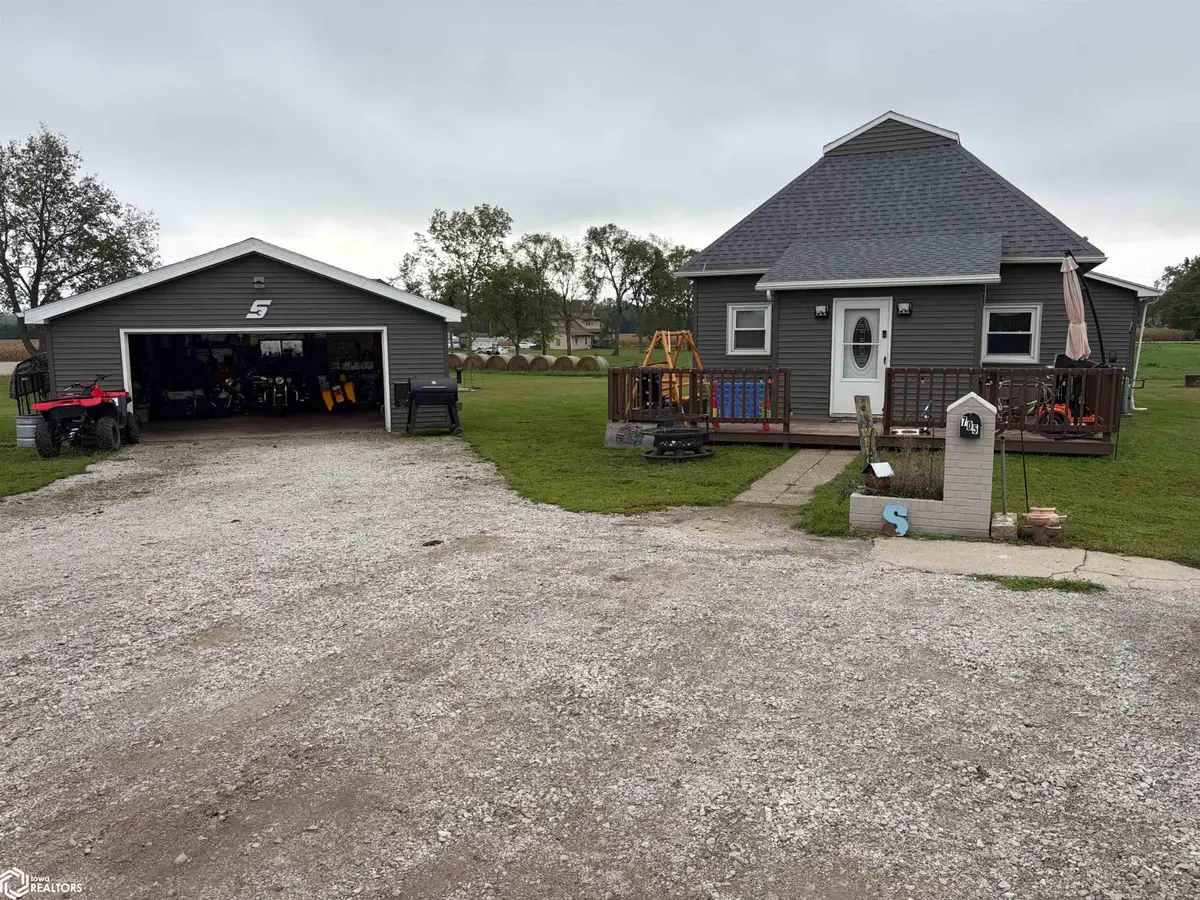 705 E 1st, Villisca, IA 50864 - #1