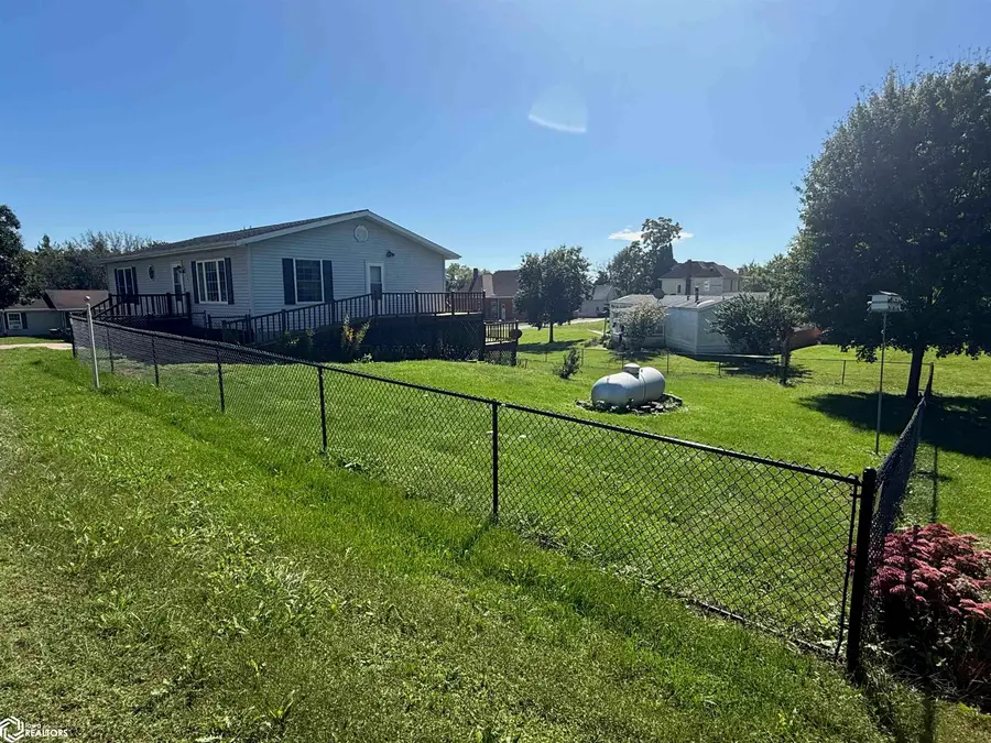 503 6th Street, Bonaparte, IA 52620 - #3