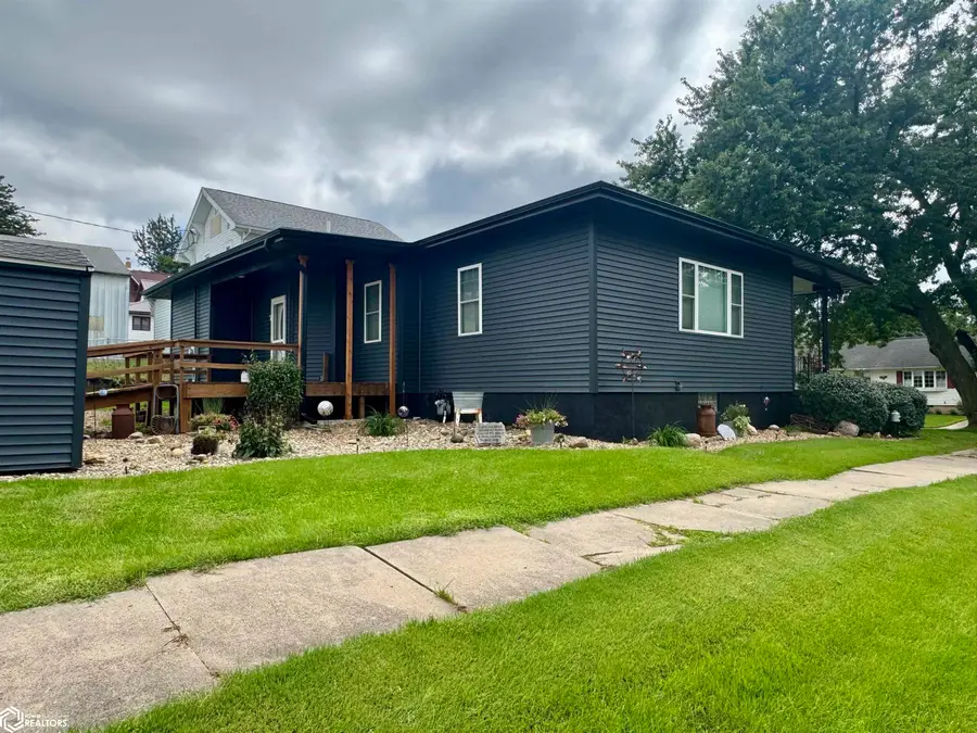 306 6th Street, Victor, IA 52347 - #3