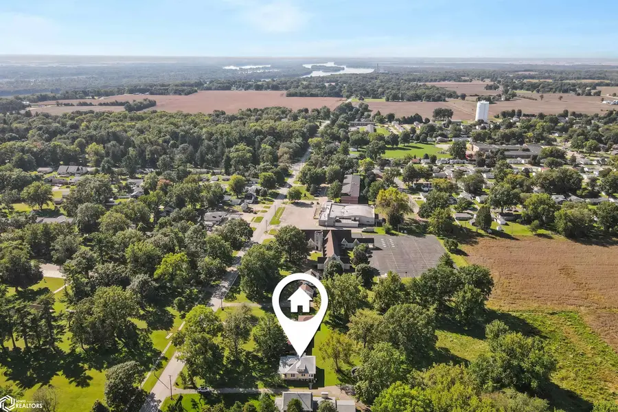 2415 1/2 Madison Avenue, Burlington, IA 52601 - #2