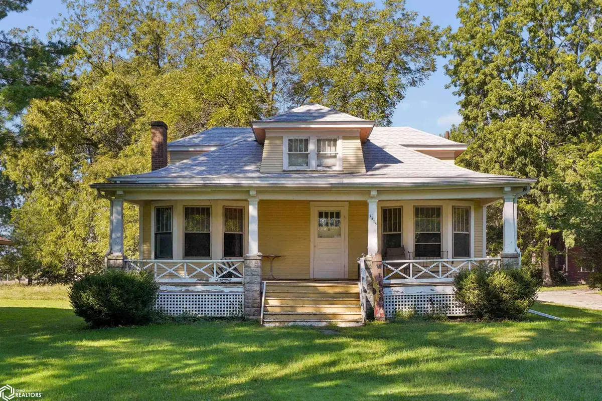 2415 Madison Avenue, Burlington, IA 52601 - #1