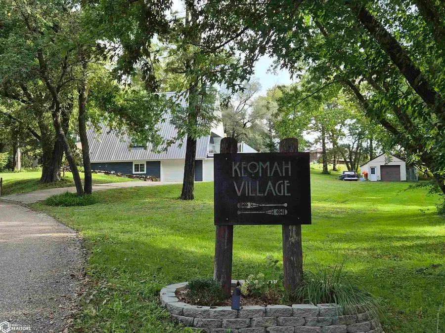 345 Keomah Village, Oskaloosa, IA 52577 - #2