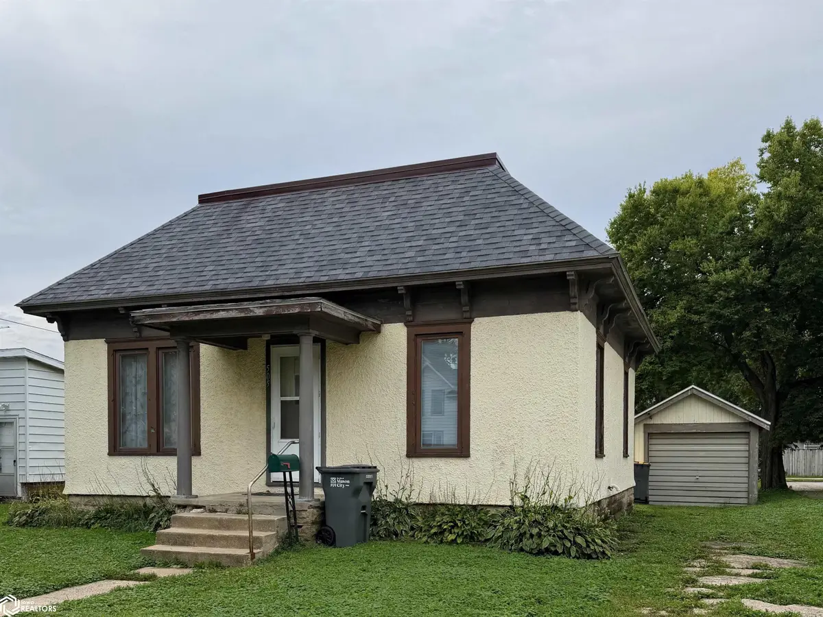 505 14th Street Nw, Mason City, IA 50401 - #1