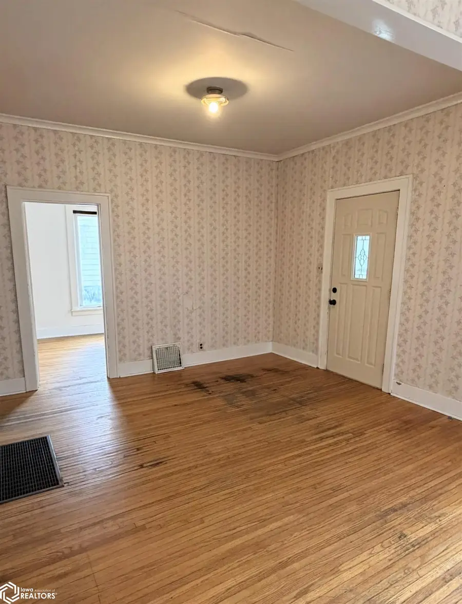 505 14th Street Nw, Mason City, IA 50401 - #3