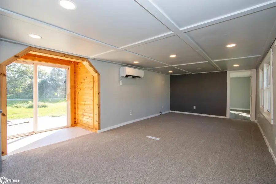 515 W 5th Street, Washington, IA 52353 - #2