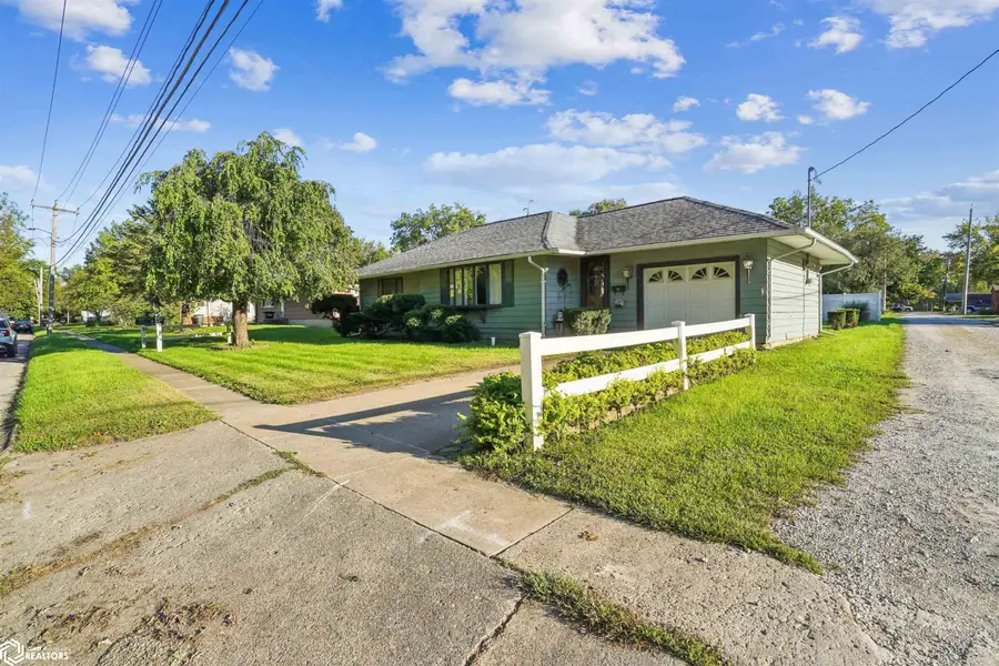 204 W 2nd St., Mount Pleasant, IA 52641 - #2