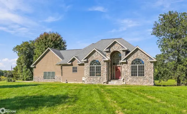 2631 Salem Road, Danville, IA 52623