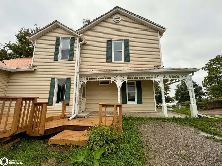 701 E 2nd Street, Ottumwa, IA 52501 - #3