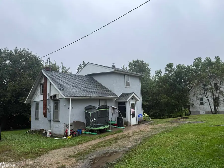 207 N 14th Street, Marshalltown, IA 50158 - #2