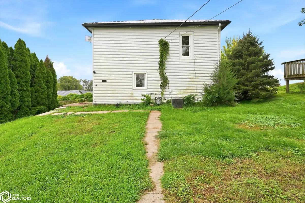 304 Main Place, Persia, IA 51563 - #1