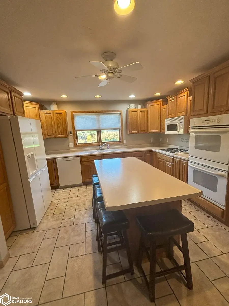 2014 Irvington Road, Algona, IA 50511 - #3