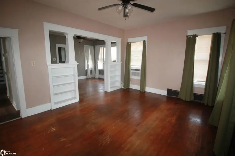122 N 19th Street, Clarinda, IA 51632 - #2