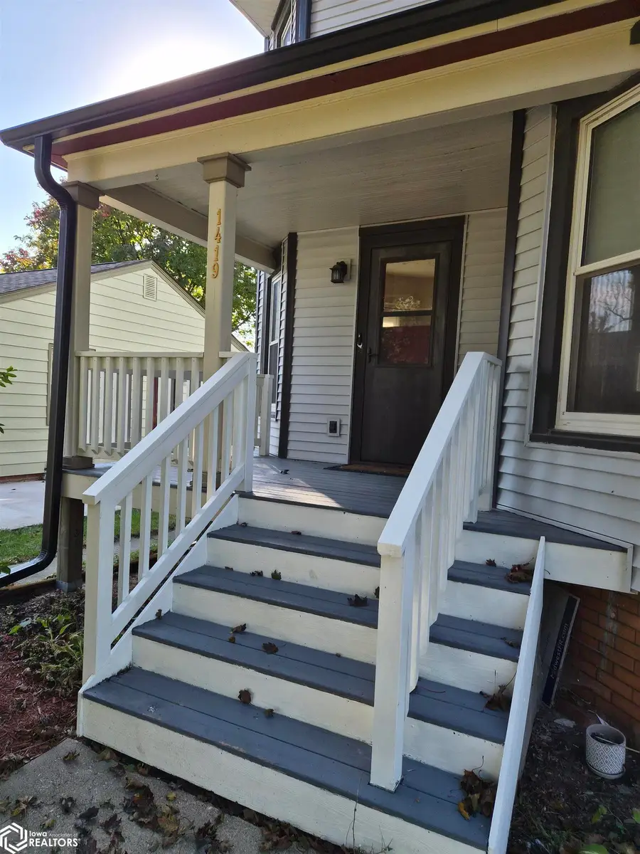 1419 West Street, Grinnell, IA 50112 - #3