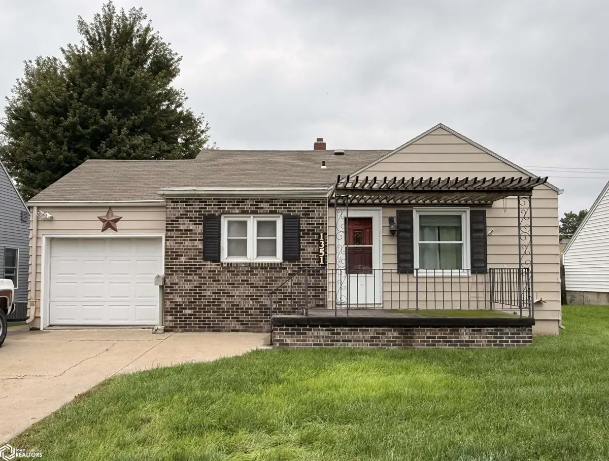 1351 Quint Avenue, Carroll, IA 51401 - #1