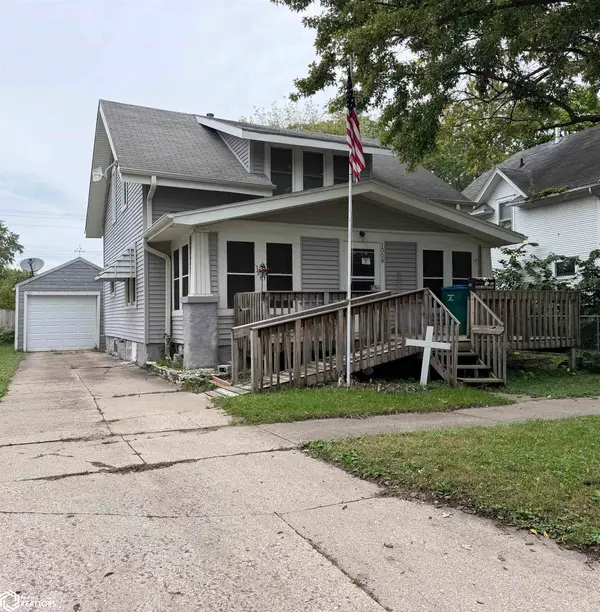 1009 Division Street, Webster City, IA 50595