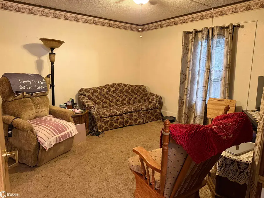 1009 Division Street, Webster City, IA 50595 - #3
