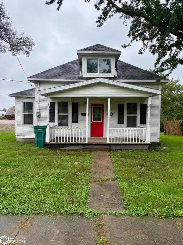 404 S Railroad Street, Bloomfield, IA 52537