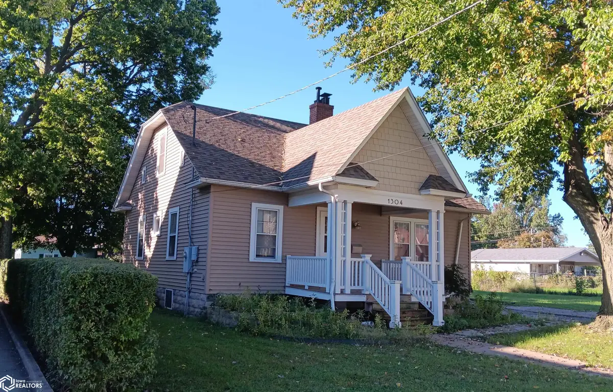 1304 Chester Avenue, Ottumwa, IA 52501 - #1