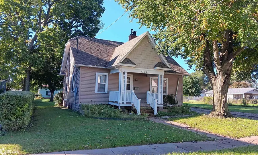 1304 Chester Avenue, Ottumwa, IA 52501 - #2