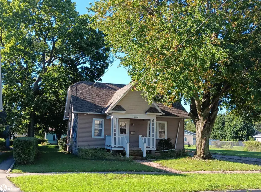 1304 Chester Avenue, Ottumwa, IA 52501 - #3