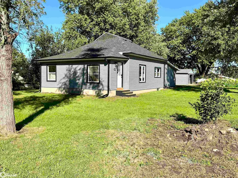 1423 S 21st Street, Centerville, IA 52544 - #2