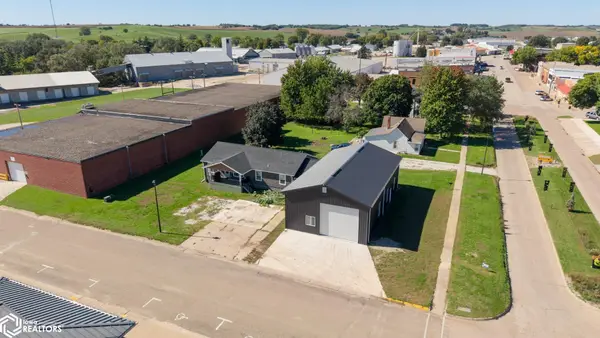 300 Main Street, Coon Rapids, IA 50058