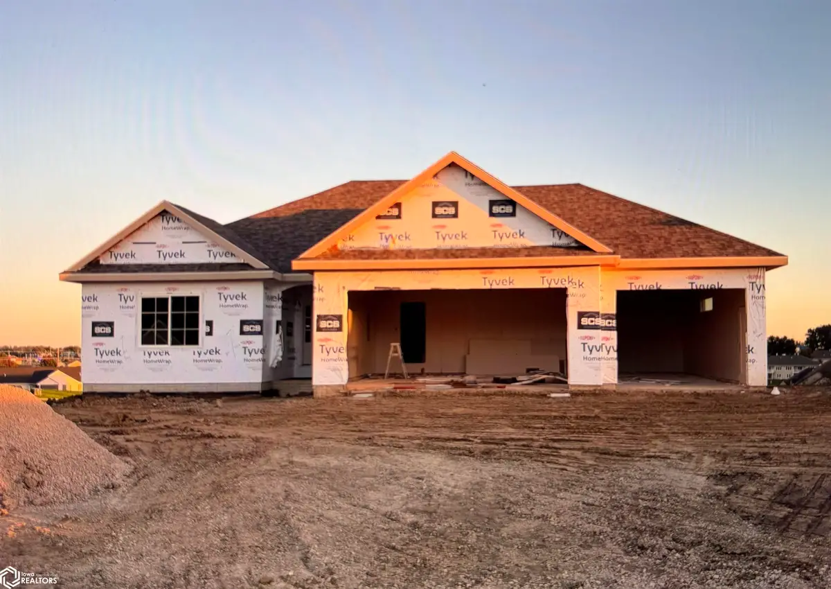 804 Woodside Drive, Marshalltown, IA 50158 - #1