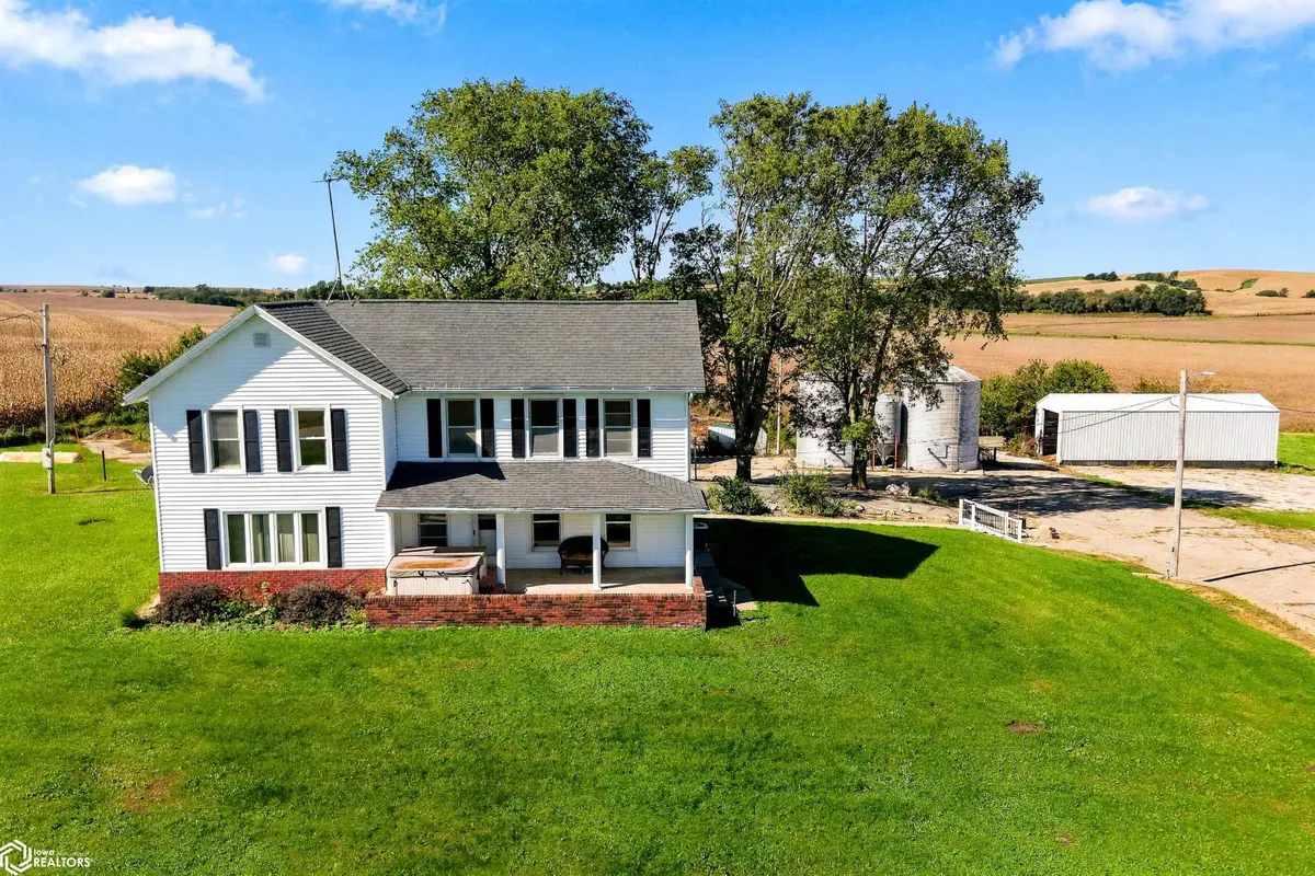 3434 Highway T47, Montour, IA 50173 - #1