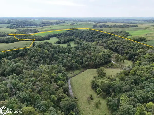 Bluebird Rd., Cascade, IA 52033