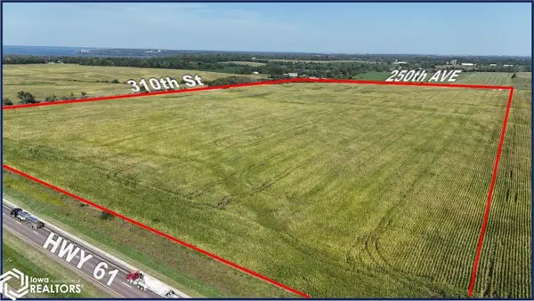 310th Street, Montrose, IA 52639