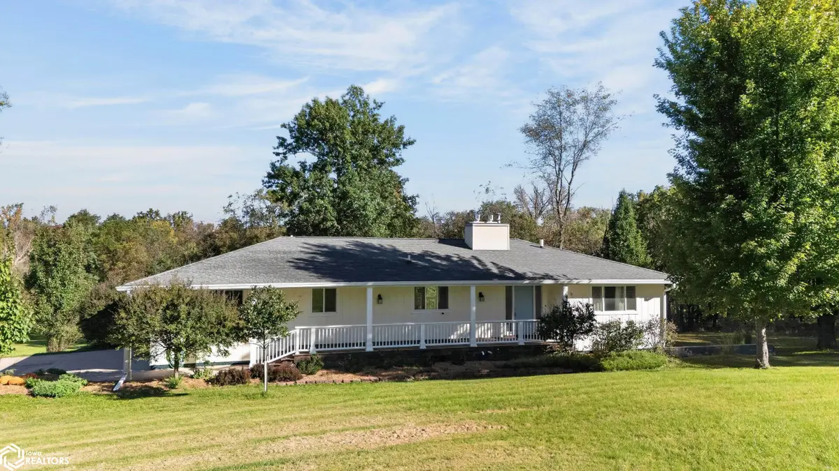 1506 Clinton Street, Marshalltown, IA 50158 - #1