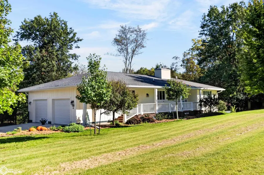 1506 Clinton Street, Marshalltown, IA 50158 - #2