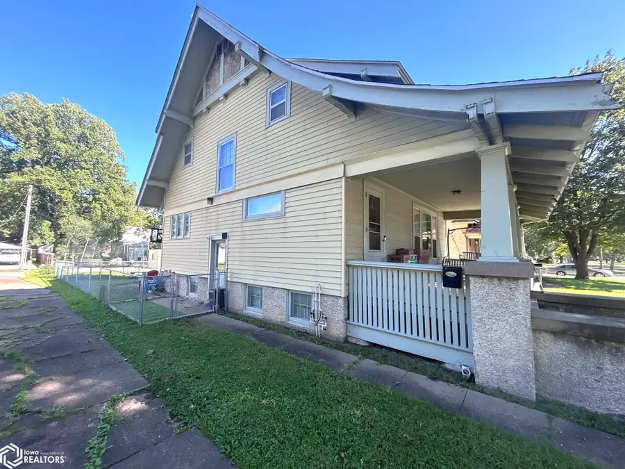 505 Chester Avenue, Ottumwa, IA 52501 - #2