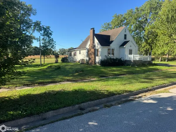 409 W Sheppard Street, Dows, IA 50071