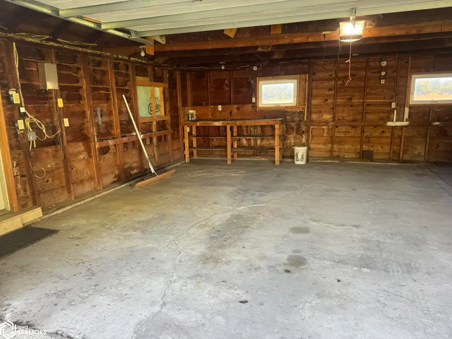 409 W Sheppard Street, Dows, IA 50071 - #2