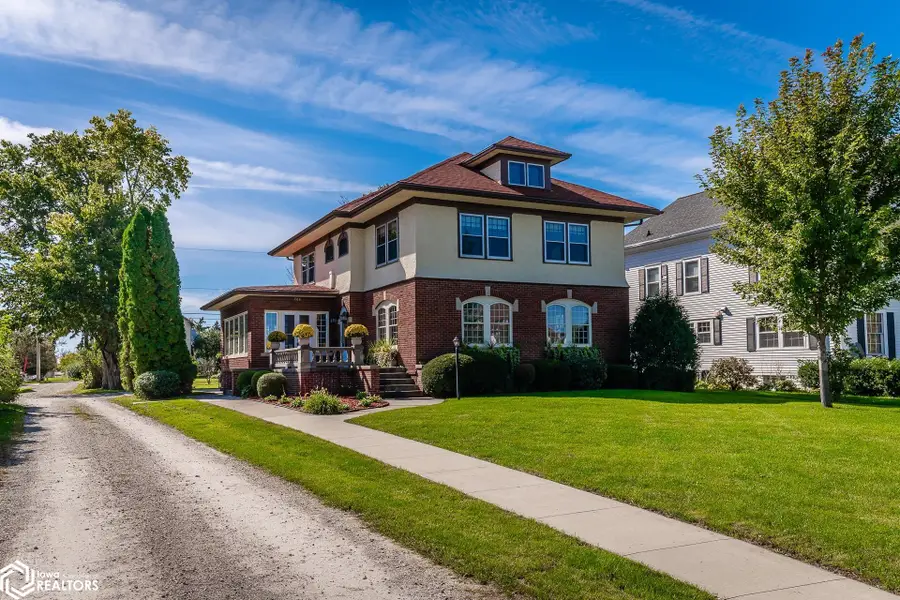708 W Main, Marshalltown, IA 50158 - #2