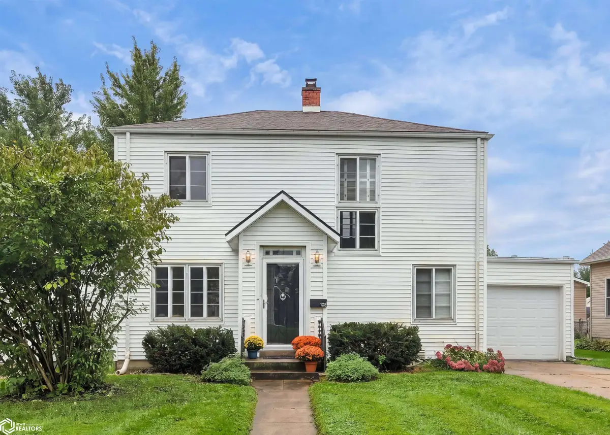 1512 Kalsem Boulevard, Marshalltown, IA 50158 - #1