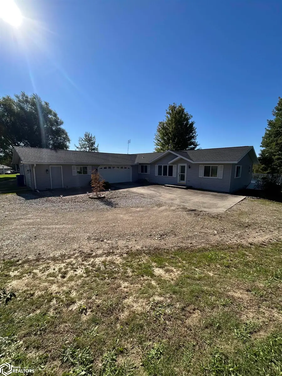 2946C Twinkle Hill Road, Marshalltown, IA 50158 - #3