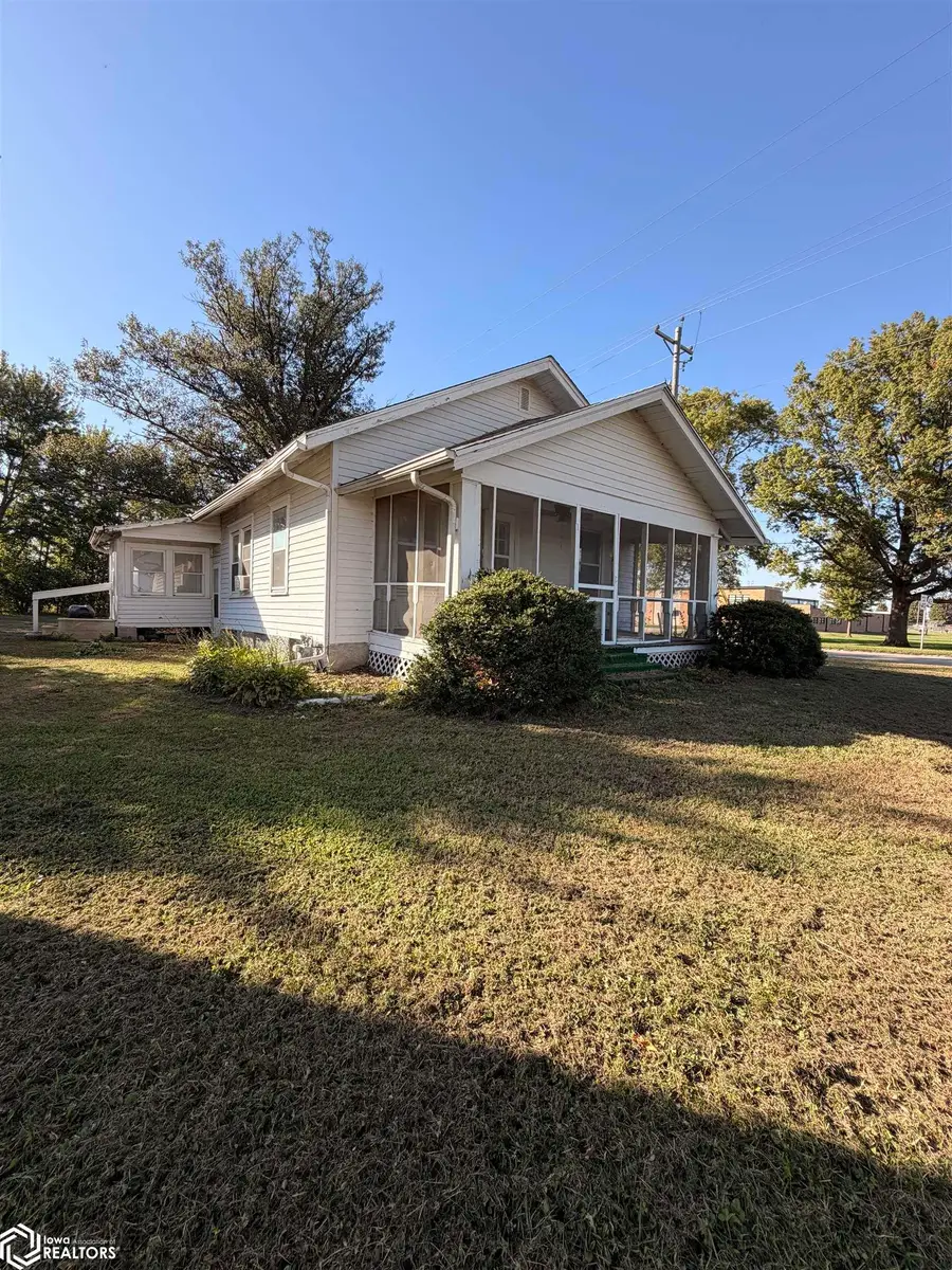 510 N Sycamore Street, Shenandoah, IA 51601 - #2