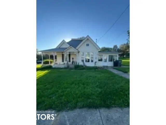 205 S Edgerton Street, Exira, IA 50076 - #1