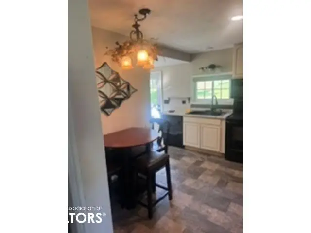 205 S Edgerton Street, Exira, IA 50076 - #3