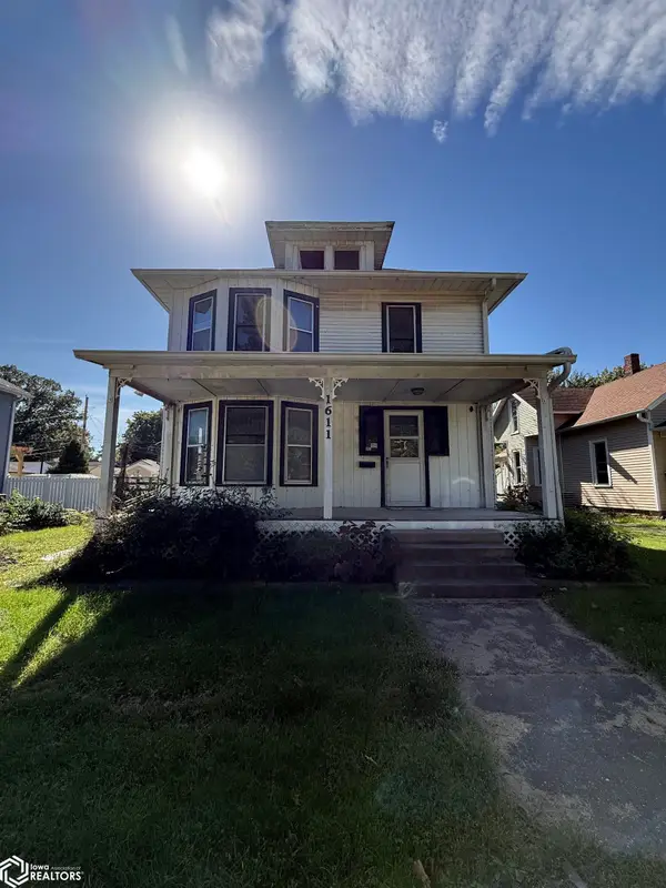1611 South Street, Burlington, IA 52601